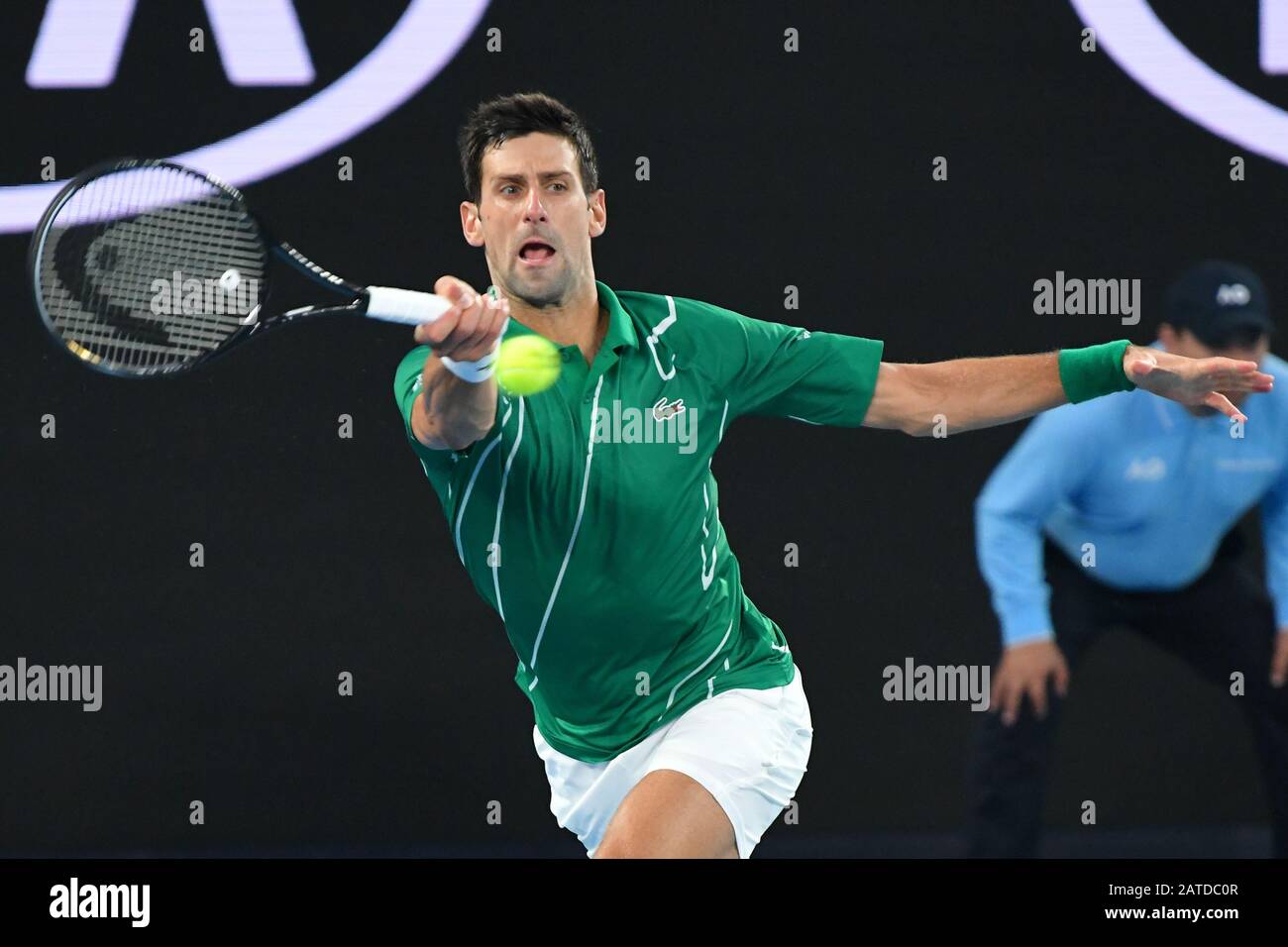 Melbourne, Australia. 2nd Gen 2020. 2nd seme NOVAK DJOKOVIC (SRB) in azione contro 5th seme DOMINIC THIEM (AUT) sulla Rod Laver Arena nella uomini Singles finale match il giorno 14 dell'Australian Open 2020 a Melbourne, Australia. Sydney Low/Cal Sport Media/Alamy Live News Foto Stock