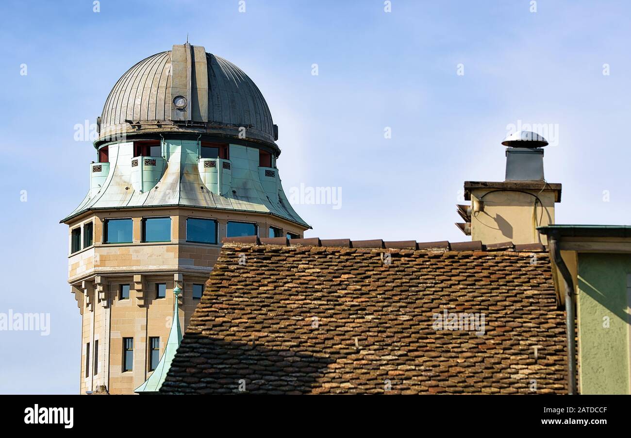 Cupola del telescopio a Zurigo da Lindenhof Foto Stock