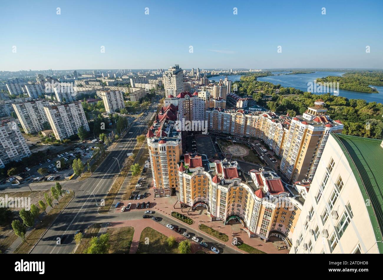 Obolon Kiev vista, Dnipro Kiev Ucraina città, cattedrale Obolon Foto Stock