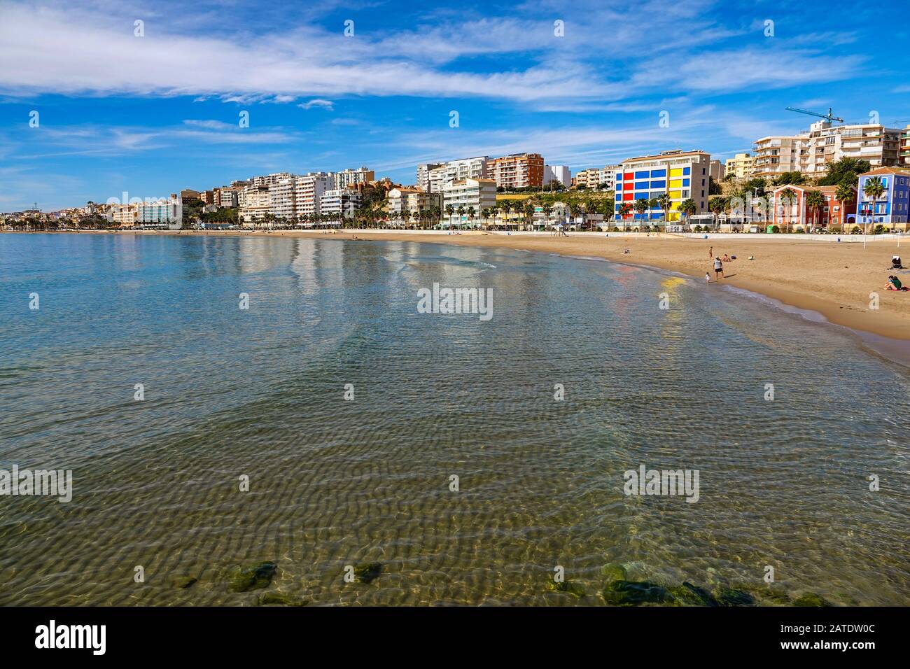 Sole Invernale A Villajoyosa, Costa Blanca, Alicante, Spagna Foto Stock