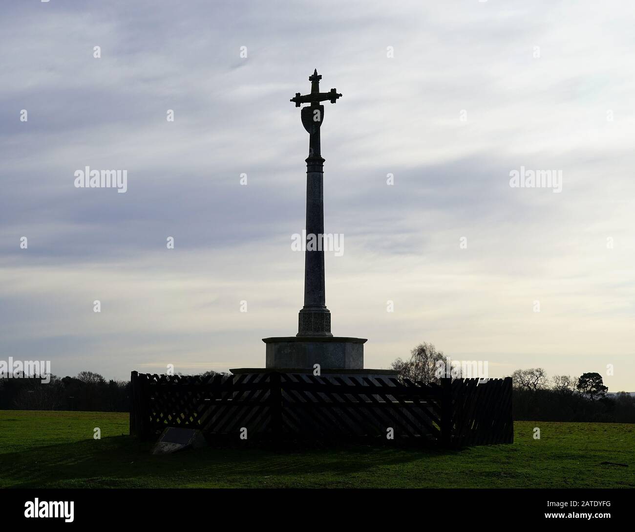 Katherine's Cross nell'Amsthill Park Foto Stock