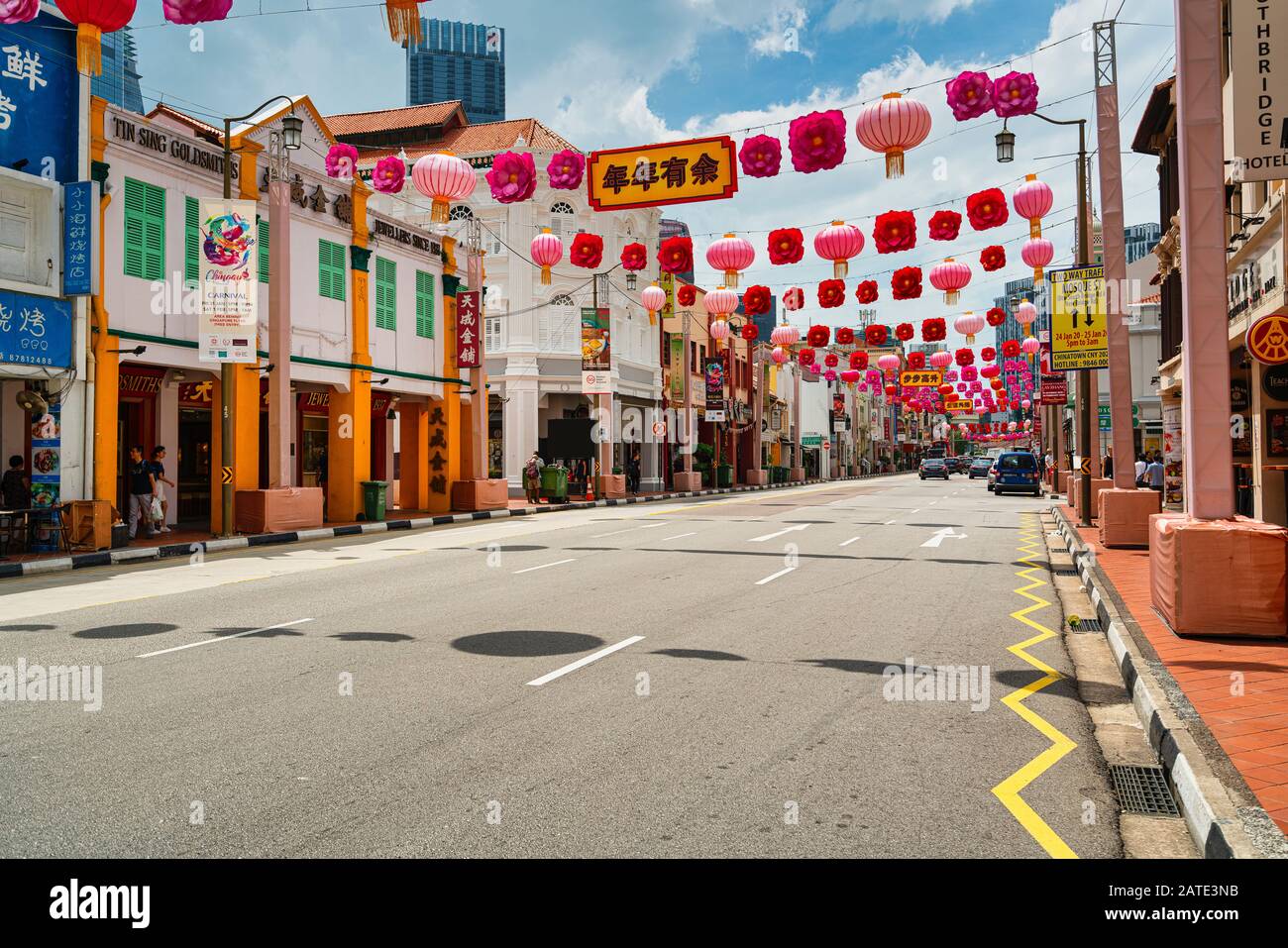 Singapore. Gennaio 2020. Decorazioni per il Capodanno cinese per le strade di Chinatown Foto Stock