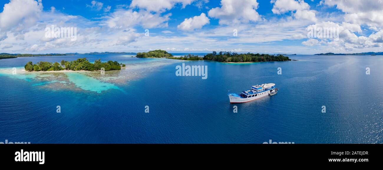Veduta Aerea Da Ghavutu Island, Florida Islands, Solomon Islands, South Pacific Ocean Foto Stock
