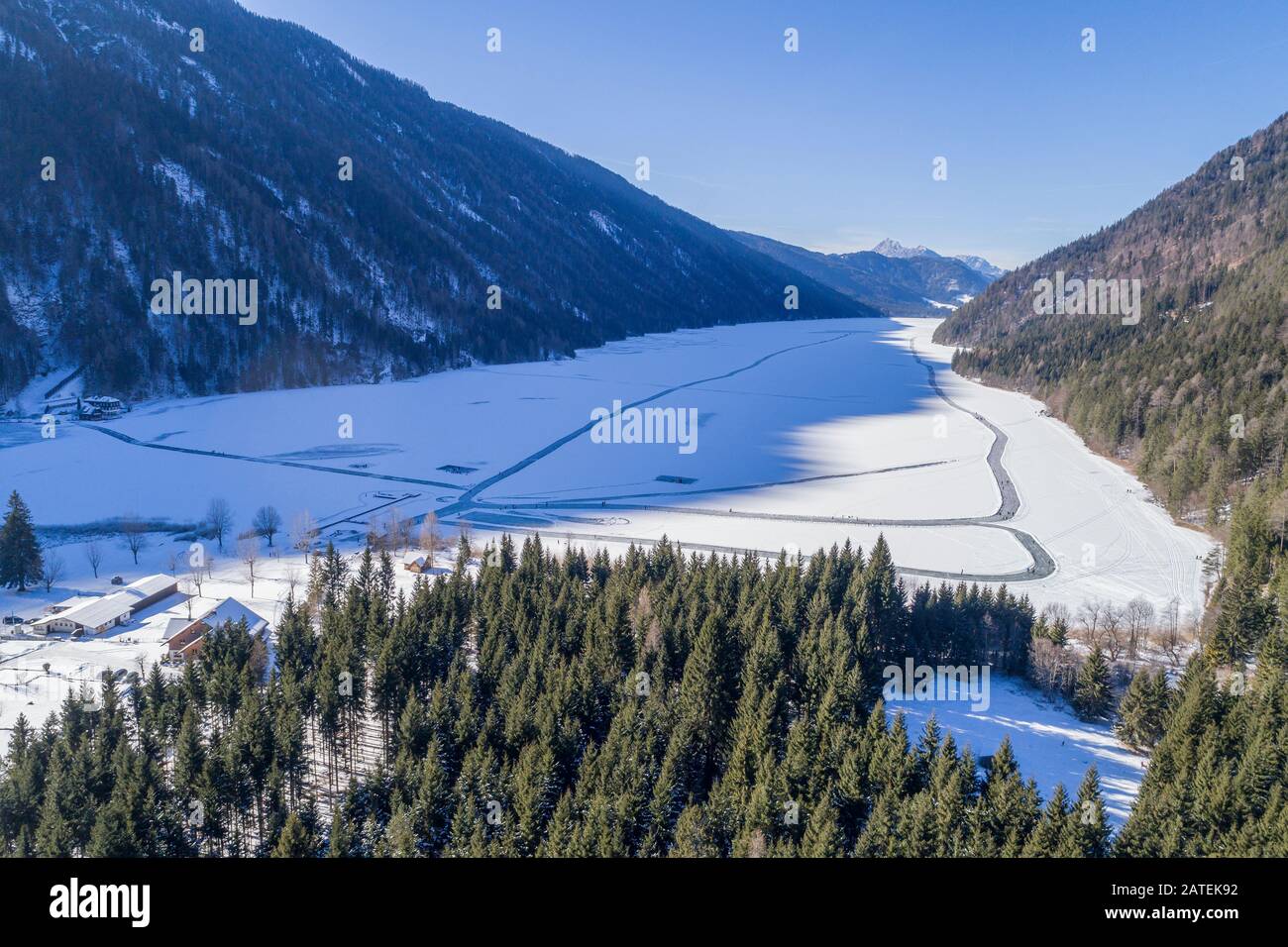 Veduta Aerea Da Weissensee, Carinzia, Austria Foto Stock