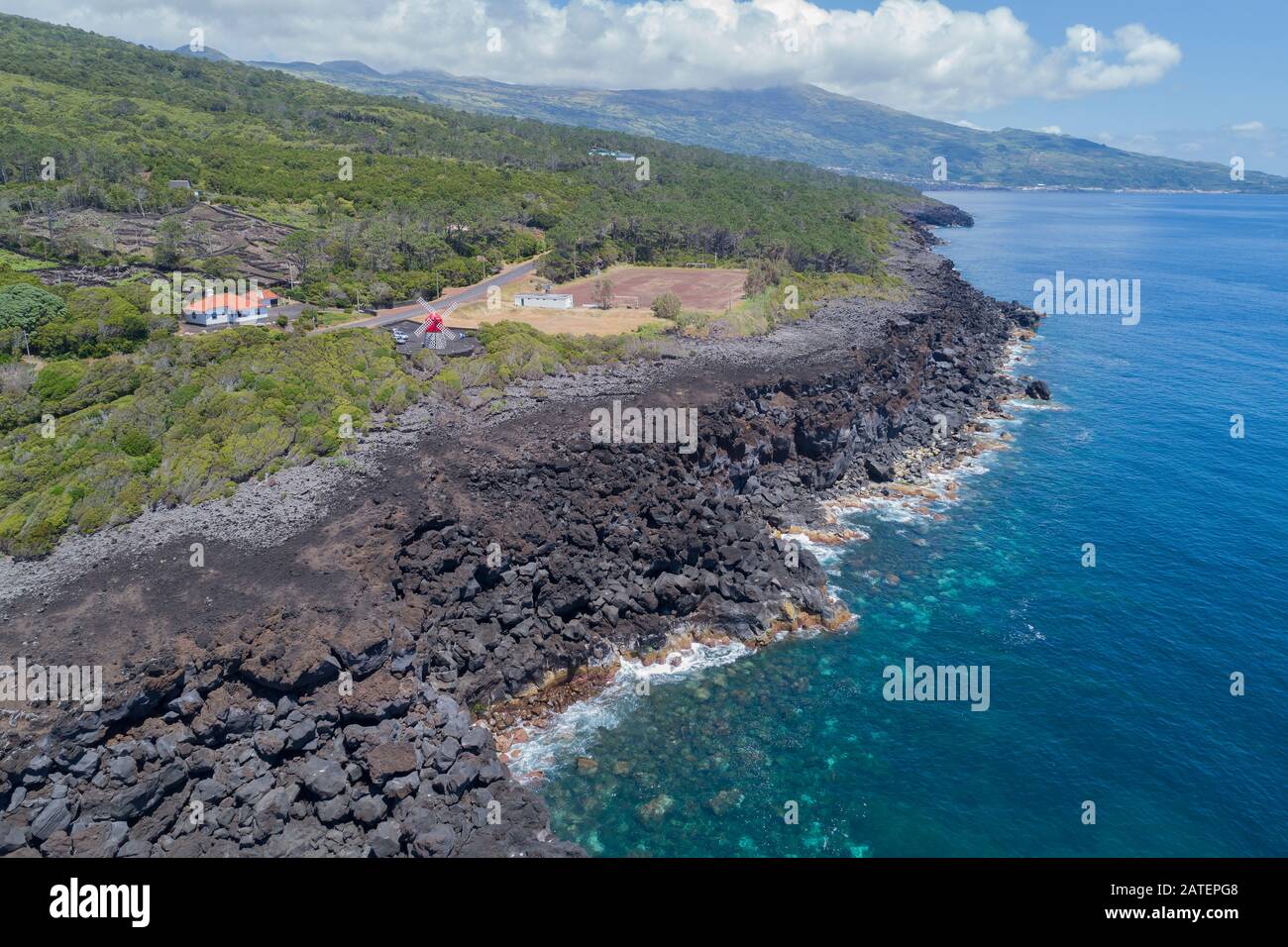 Vista aerea dalla costa sud di Pico, Pico Island, Acores, Oceano Atlantico Foto Stock