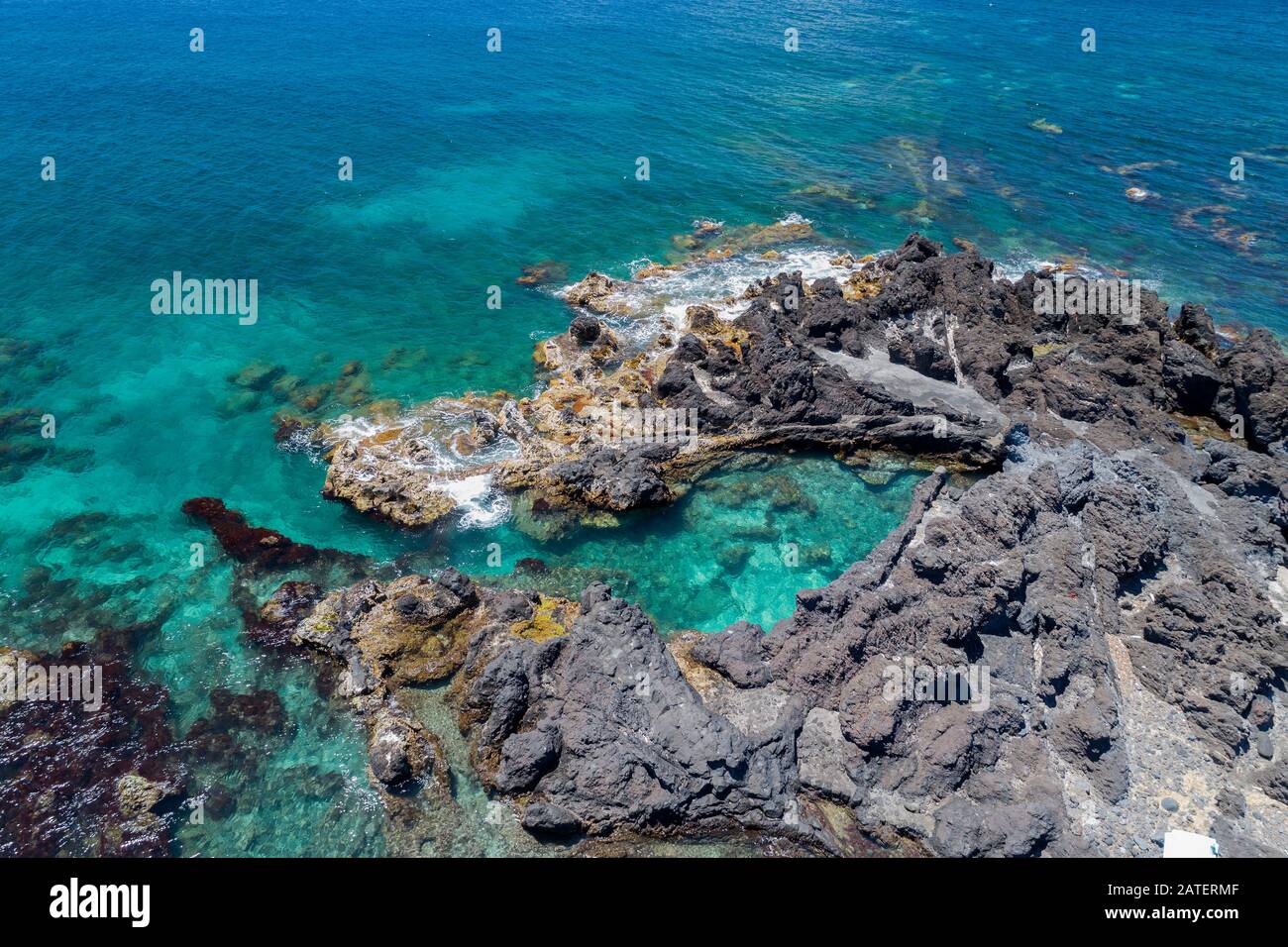 Vista aerea dalla costa sud di Pico, Pico Island, Acores, Oceano Atlantico Foto Stock