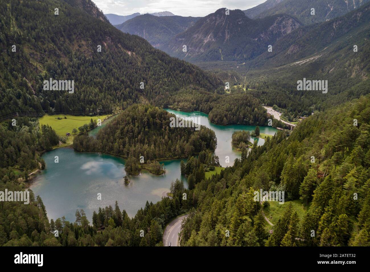 Veduta Aerea Di Samarangersee E Fernsteinsee, Nassereith, Tirolo, Austria Foto Stock