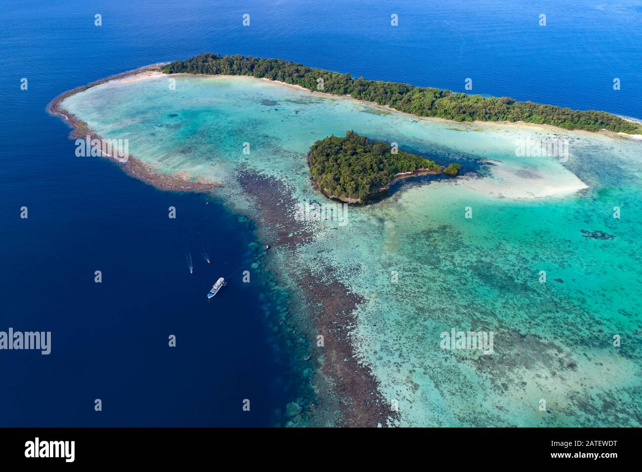 Veduta Aerea Dell'Isola Di Logoghan, Isole Russeli, Solomons, Mare Di Solomon, Oceano Pacifico Foto Stock