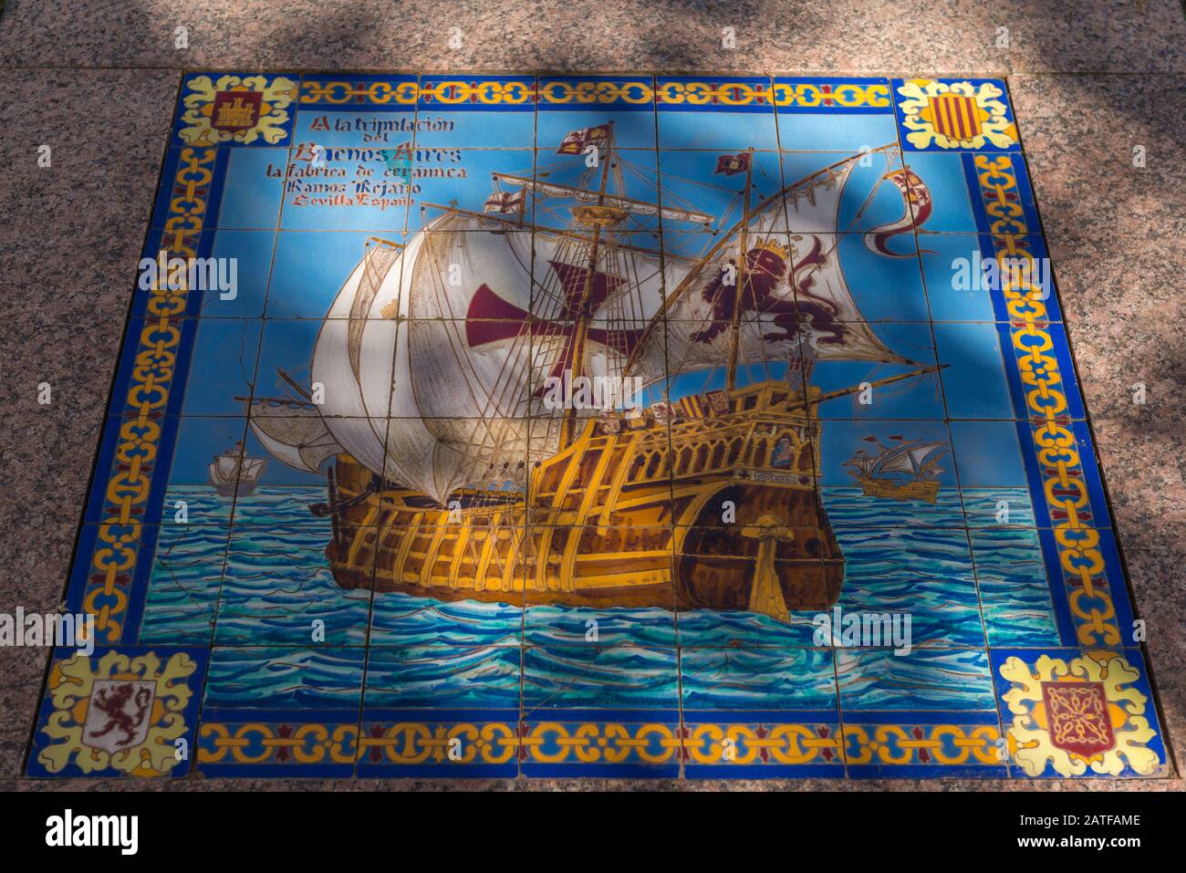 Illustrazione in ceramica di fronte al Museo Naval de la Nacion o al Museo Nazionale della Marina, Tigre, la Plata Delta, Buenos Aires, Argentina, America Latina Foto Stock