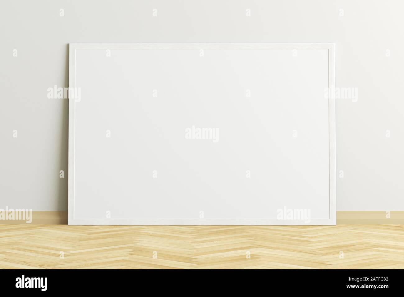 Cornice orizzontale vuota per poster, modello in piedi su un pavimento in parquet a spina di pesce chiaro accanto a una parete bianca. Tracciato di ritaglio intorno al poster Foto Stock