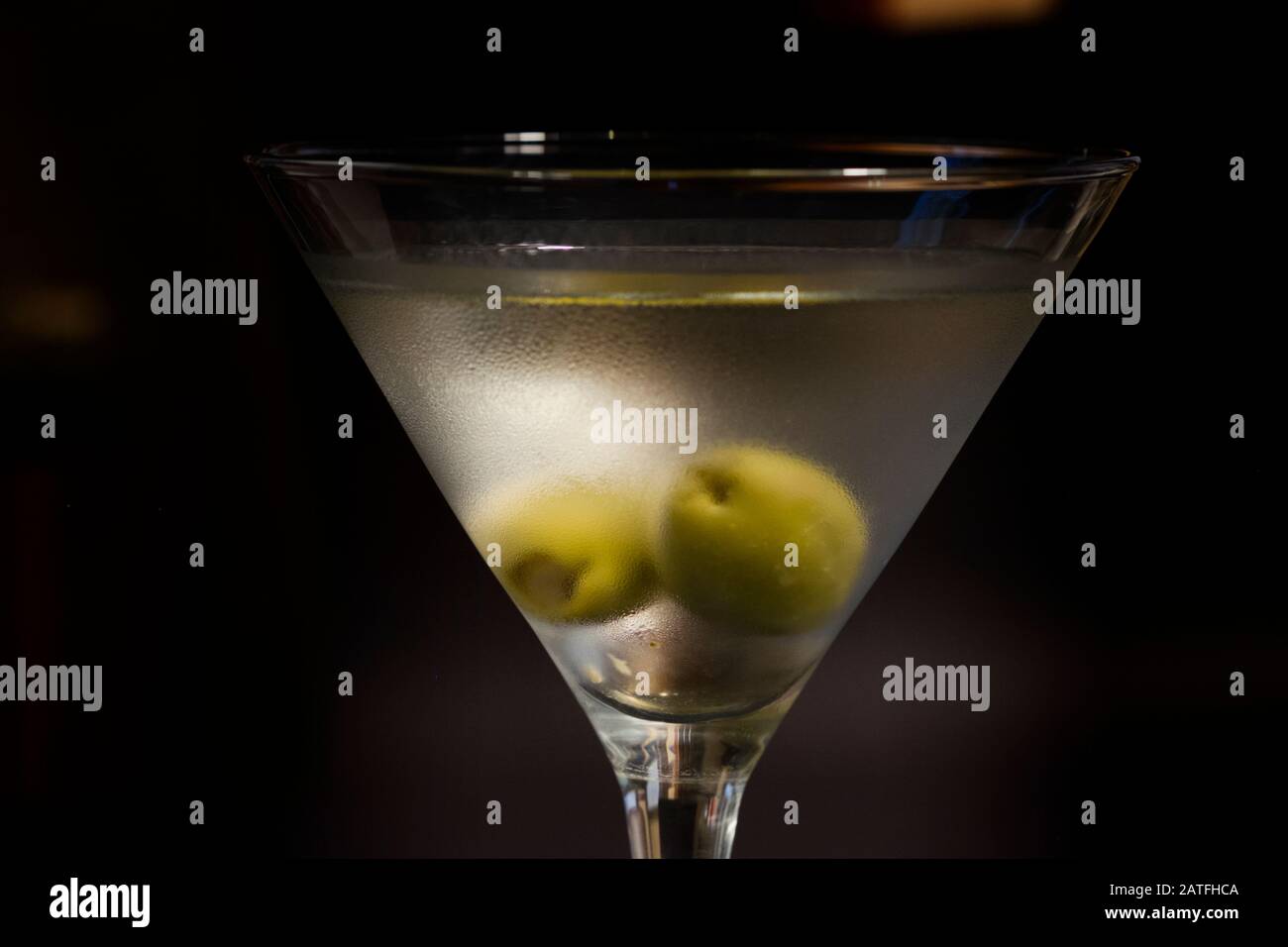 Primo piano di un Vodka Martini freddo. Foto Stock