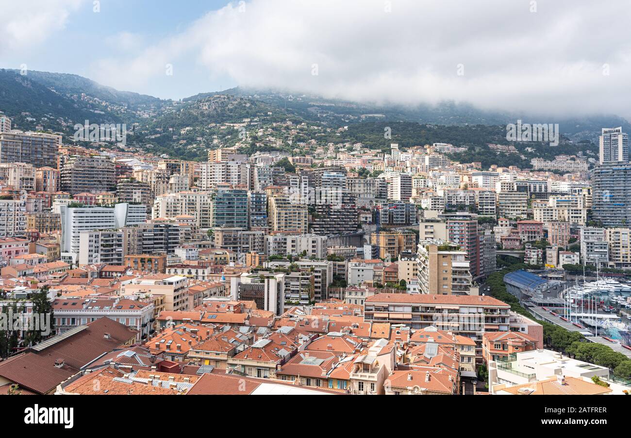 Vista sulle città francesi meridionali di Monaco e Nizza. Foto Stock