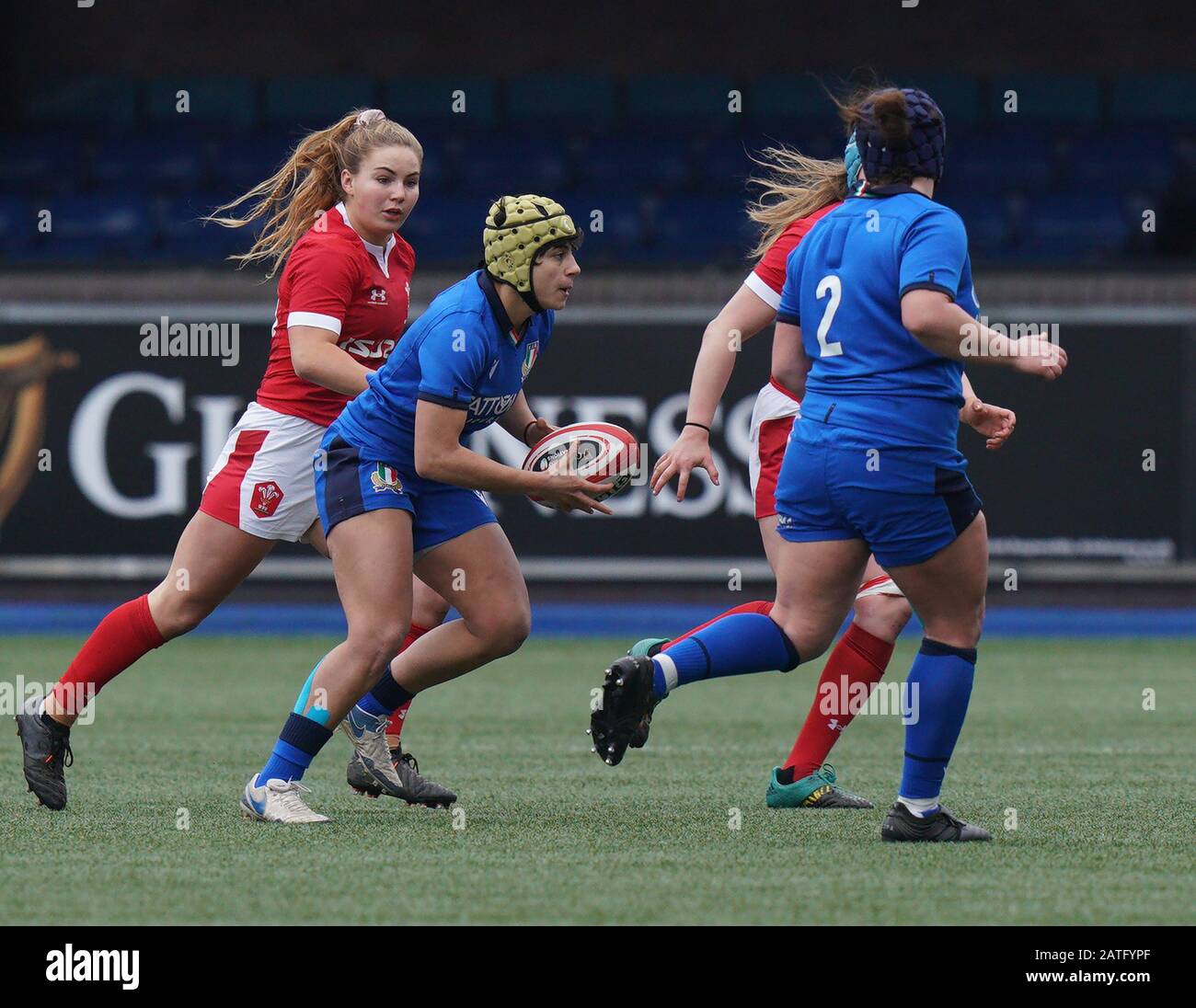 Beatrice Rigoni (Italia) visto in azione durante Le sei Nazioni femminili Rugby tra galles e Italia al Cardiff Arms Park di Cardiff.(Final Score; Italia 19:15 Galles) Foto Stock