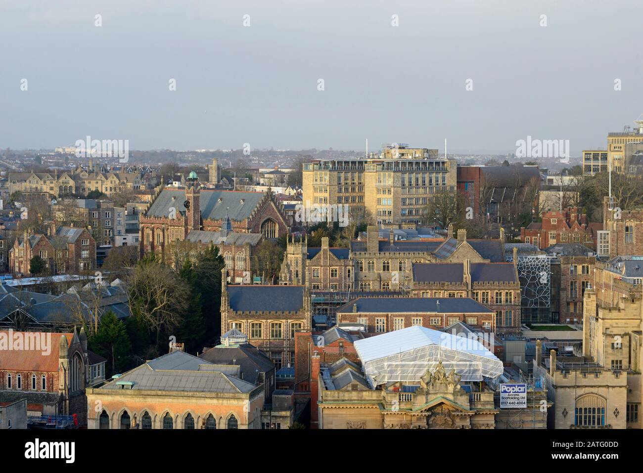 Senate House (top) e altri edifici universitari e Bristol Grammar School, Bristol, Regno Unito Foto Stock