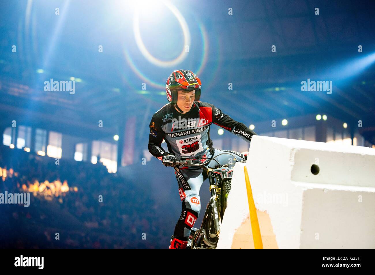Barcellona, Spagna. 02nd Feb, 2020. ; Palau Sant Jordi, Barcellona, Catalogna, Spagna; X Trial Mountain Bike Championships; Gabriel Marcelli (Spagna) del Team Montesa in azione durante la X Trial indoor Barcelona Credit: Action Plus Sports Images/Alamy Live News Foto Stock