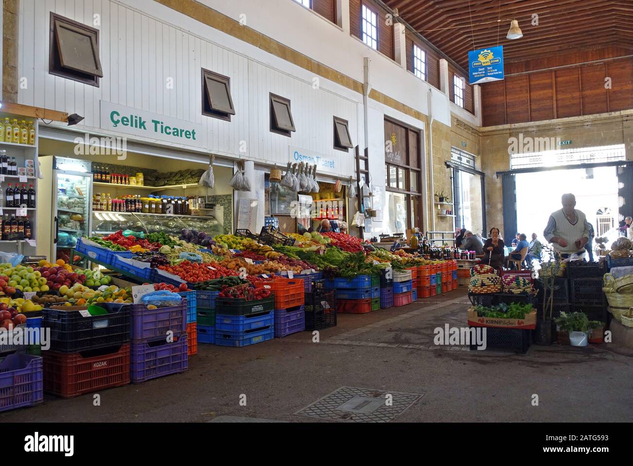 Obst Und Gemüse - Bandabulya Städtischer Markt, Nord-Nokosia, Türkische Republik Nordzypern Foto Stock