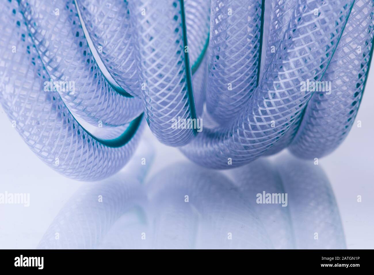 Rullo flessibile di pressione intrecciato trasparente Foto Stock