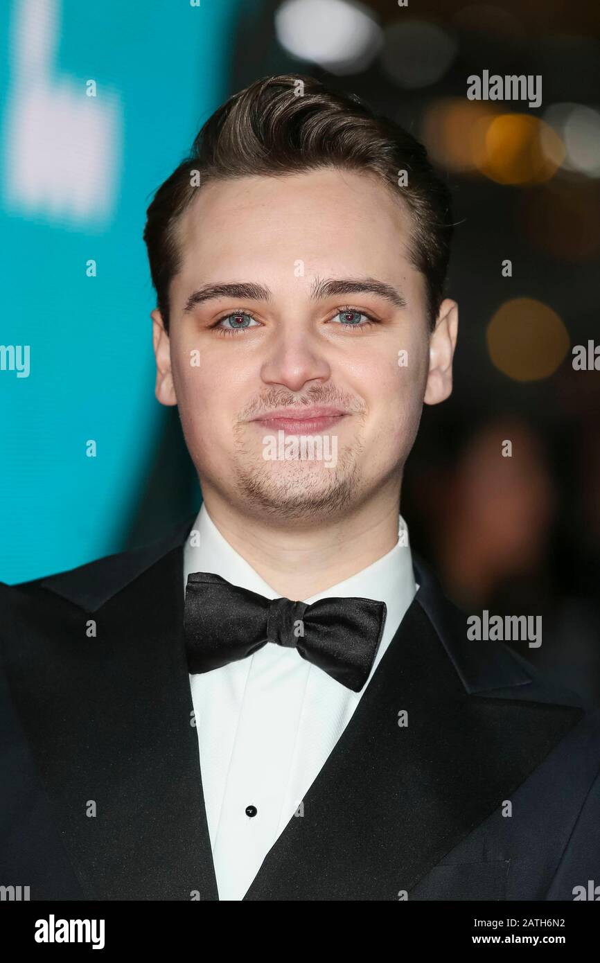 Londra, Regno Unito. 02nd Feb, 2020. Dean-Charles Chapman attendsss i 73rd British Academy Film Awards, BAFTA, alla Royal Albert Hall di Londra, Inghilterra, il 02 febbraio 2020. | utilizzo nel mondo credito: DPA Picture Alliance/Alamy Live News Foto Stock