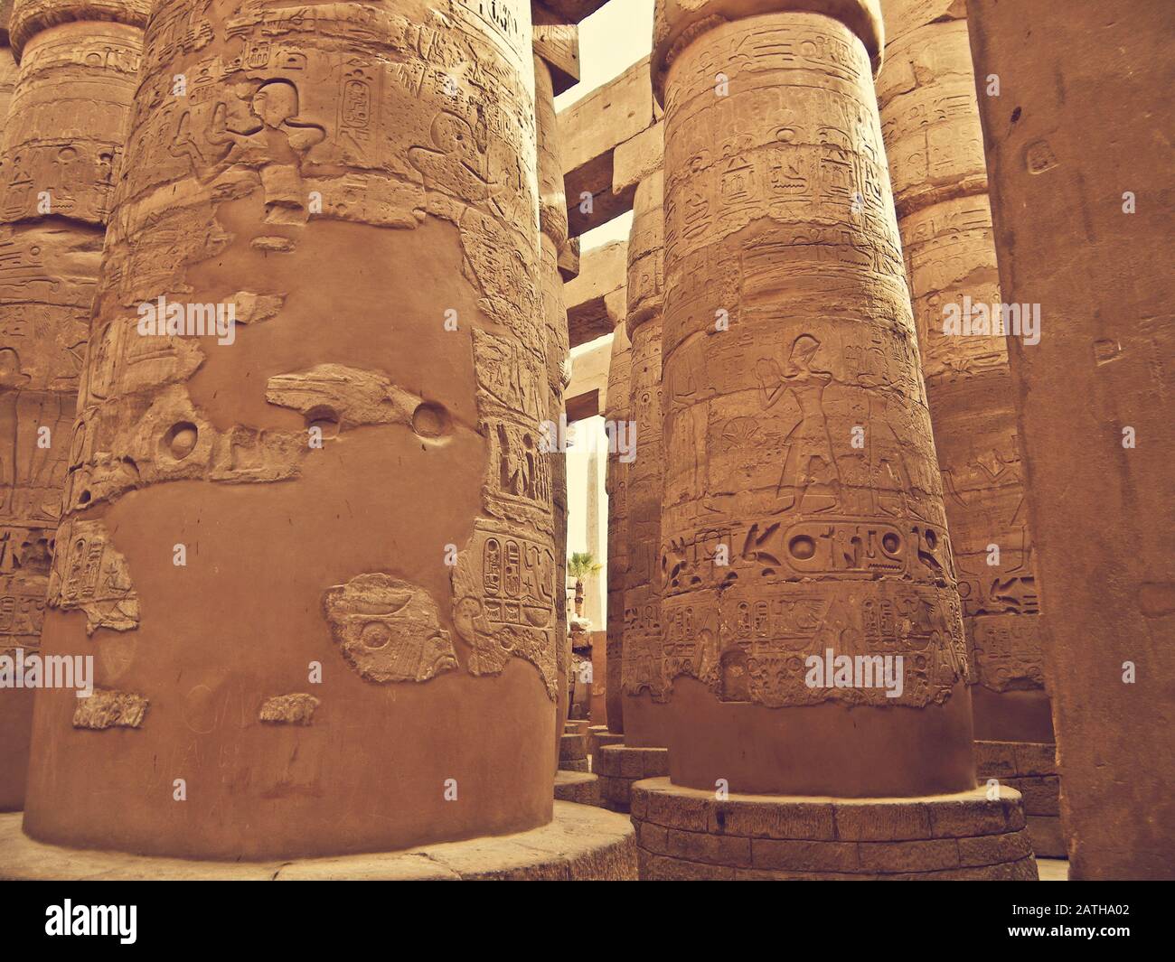 Colonne della Sala Grande Hypostyle, Karnak, Egitto Foto Stock
