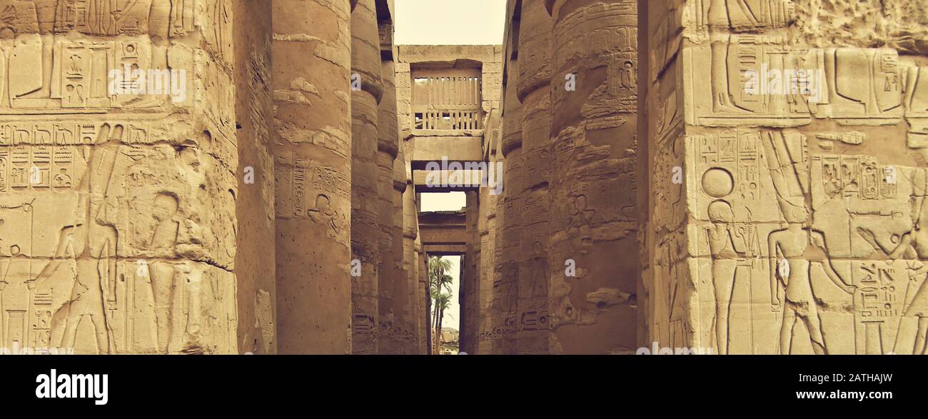 La grande sala ipocrita nel quartiere di Amun-Re, il complesso del tempio di Karnak, Luxor, Egitto Foto Stock