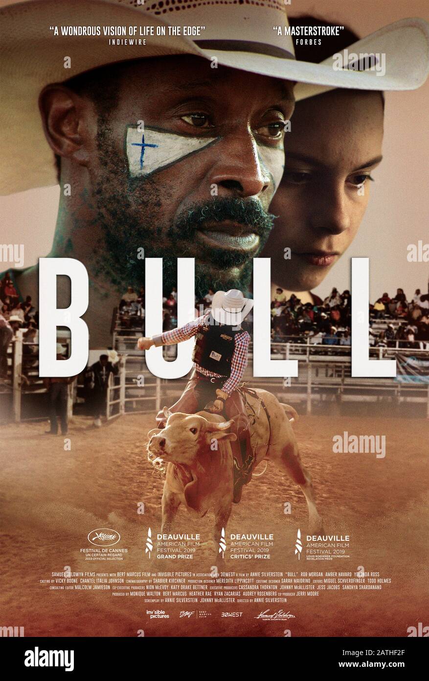 Bull (2019) diretto da Annie Silverstein e protagonista Rob Morgan, Amber Havard e Yolonda Ross. Un vecchio bullfighter forma un'amicizia improbabile con un giovane adolescente travagliato. Foto Stock