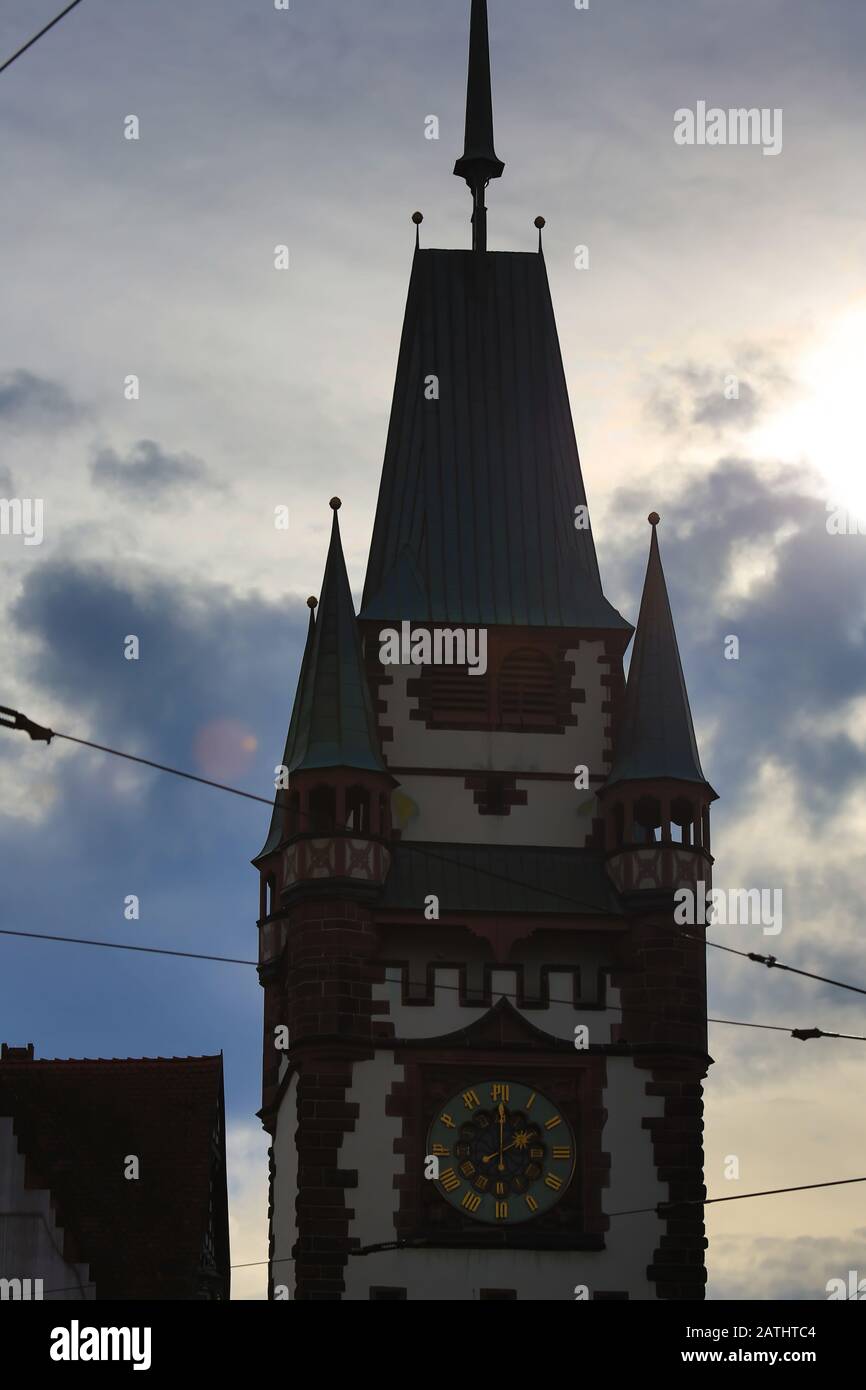 Friburgo è una città in Germania con molti luoghi di interesse storico Foto Stock