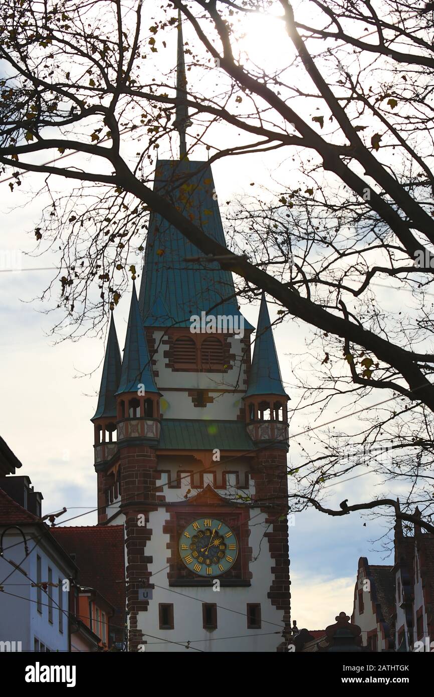 Friburgo è una città in Germania con molti luoghi di interesse storico Foto Stock