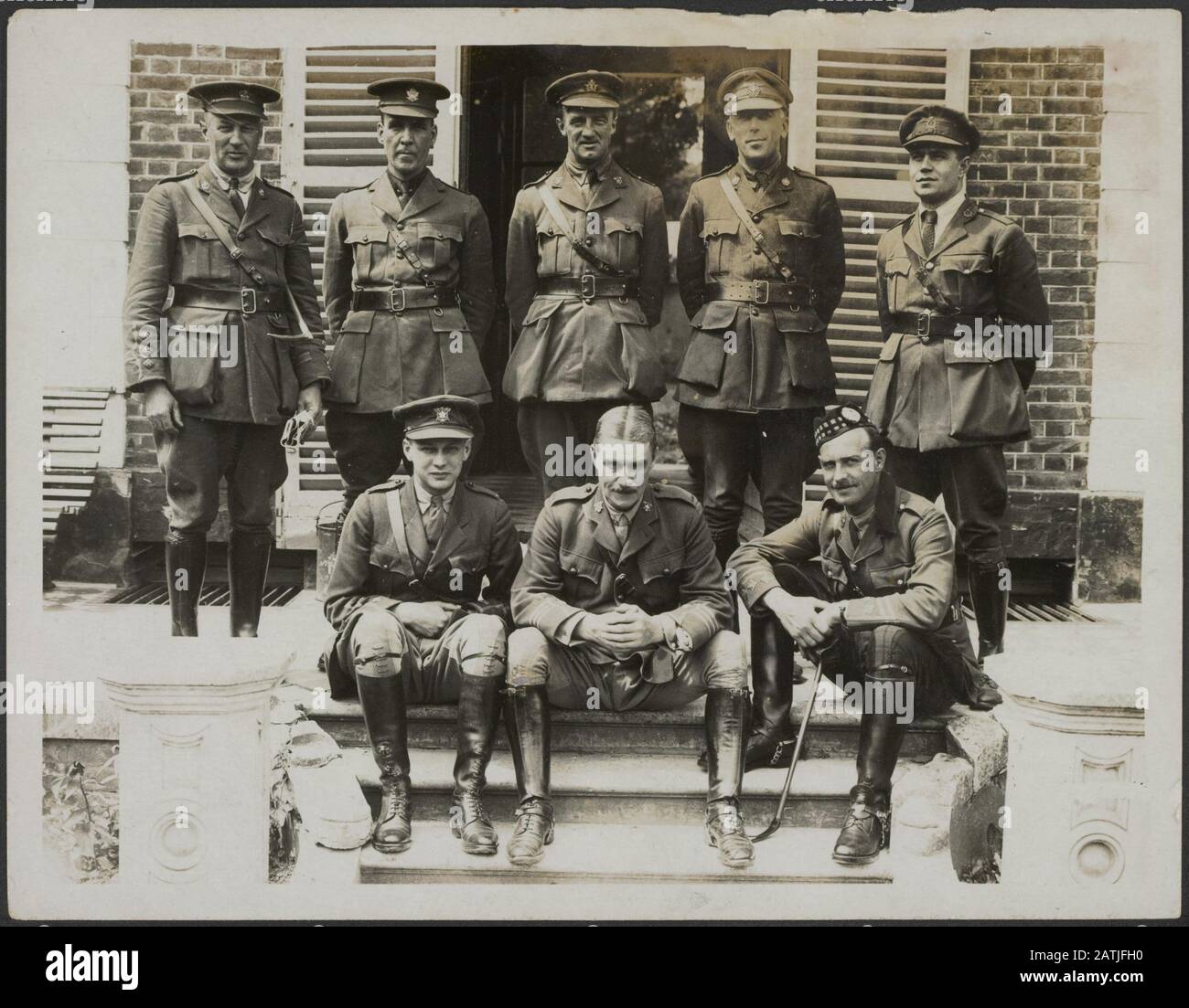 Descrizione Del Fronte Occidentale: Gruppo Di Funzionari Forestali Canadesi Annotazione: Il Fronte Occidentale. Gruppo Canadian Forestry Officer Data: {1914-1918} Parole Chiave: Forestry, I fronti Della Prima guerra mondiale Foto Stock