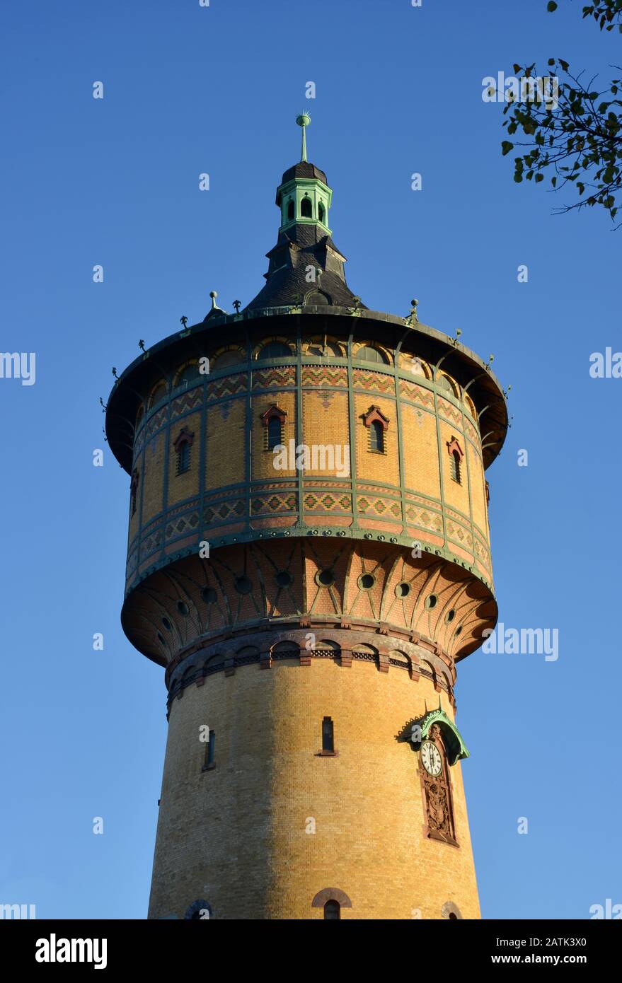 Storico Watertower nella città di Halle / Saale, Germania Foto Stock