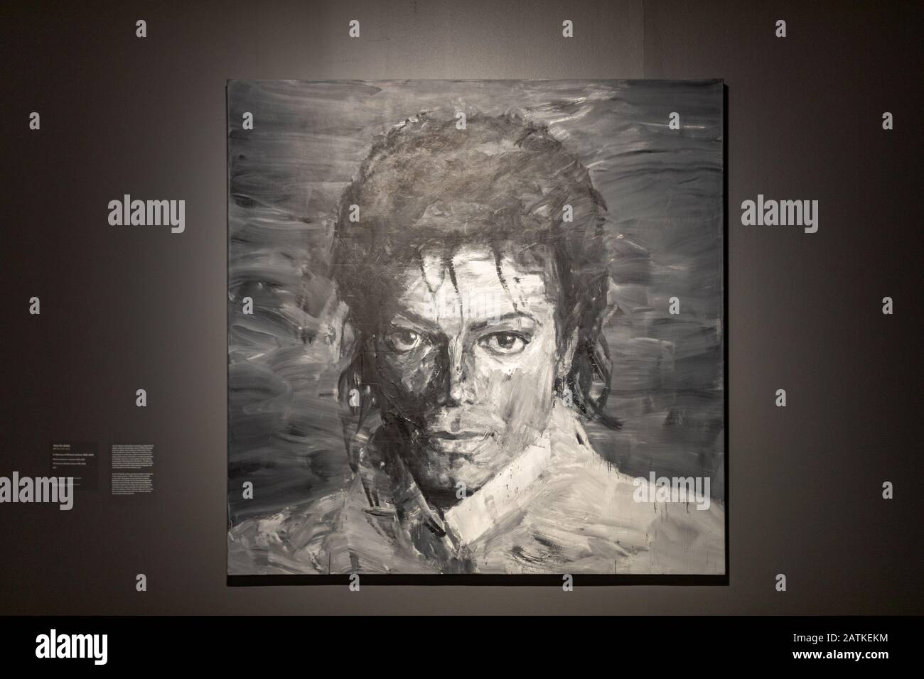 In memoria di Michael Jackson, olio su tela di Yan Pei-Ming, alla mostra Sul Muro DI EMMA (Museo di Arte Moderna di Espoo). Espoo, Finlandia. Foto Stock