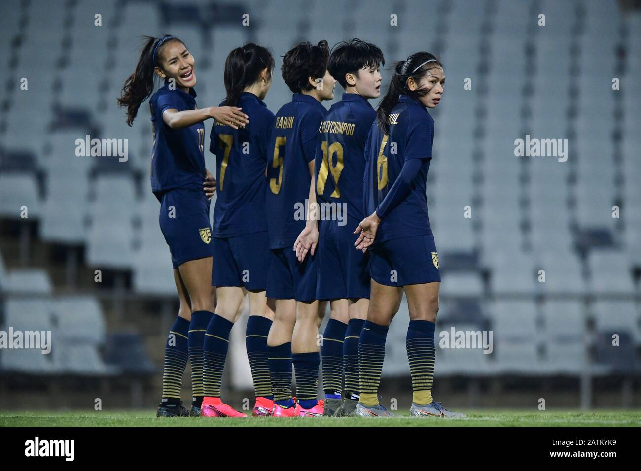 Thailandia Women's Football team visto durante il 2020 AFC Women's Olympic Qualifiche Tournament match tra Thailandia e Taipei cinese al Campbelltown Sports Stadium di Leumeah.(punteggio finale; Thailandia 0:1 Taipei cinese) Foto Stock