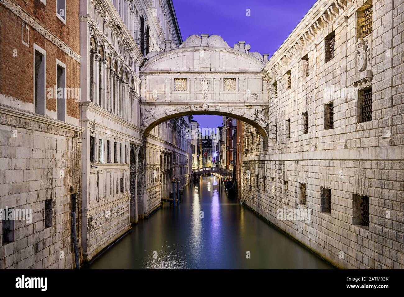 Il famoso Ponte dei Sospiri a Venezia, Italia Foto Stock