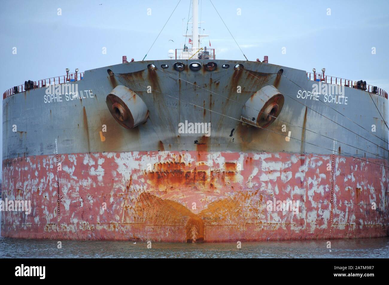 Southampton , Regno Unito , 3 Feb, 2020. La petroliera Sophie Schulte, che, vista dalla parte anteriore, assomiglia a una rana, è qui ormeggiata vicino a Mayflower Park nella città portuale di Southampton, Regno Unito. Foto Stock