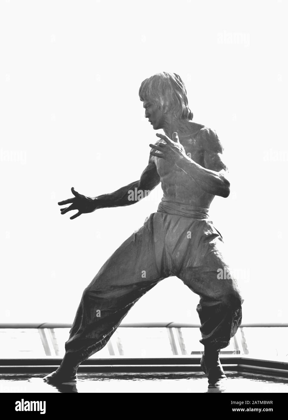 Statua di Bruce Lee in Tsim Sha Tsui promenade, Hong Kong Foto Stock