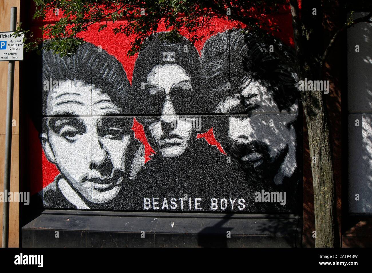 Graffity: Beasty Boys, Belfast, Nordirland/ Irlanda del Nord (nur fuer redaktionelle Verwendung. Keine Werbung. Referenzdatenbank: http://www.360-ber Foto Stock