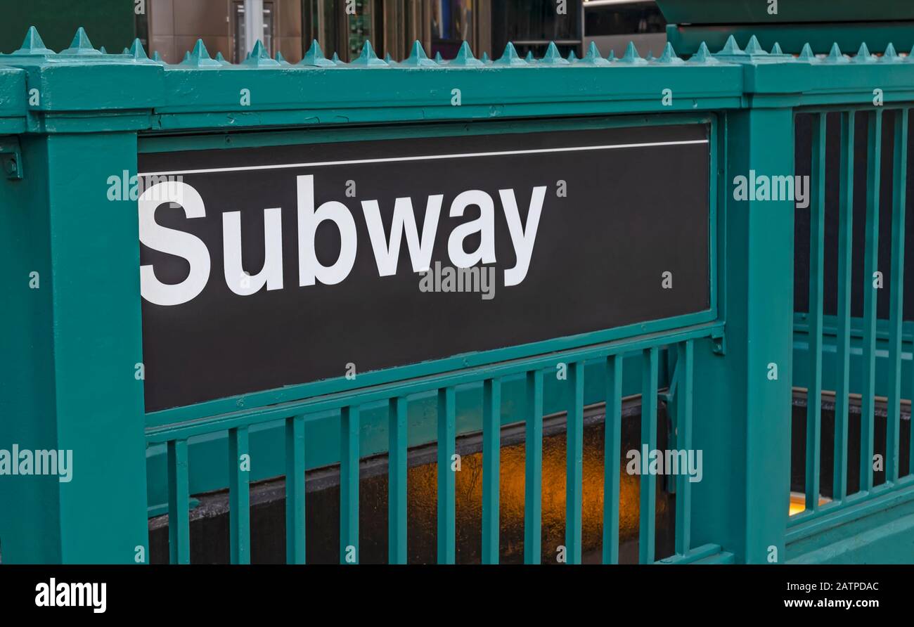 Entrata della metropolitana a NYC Foto Stock