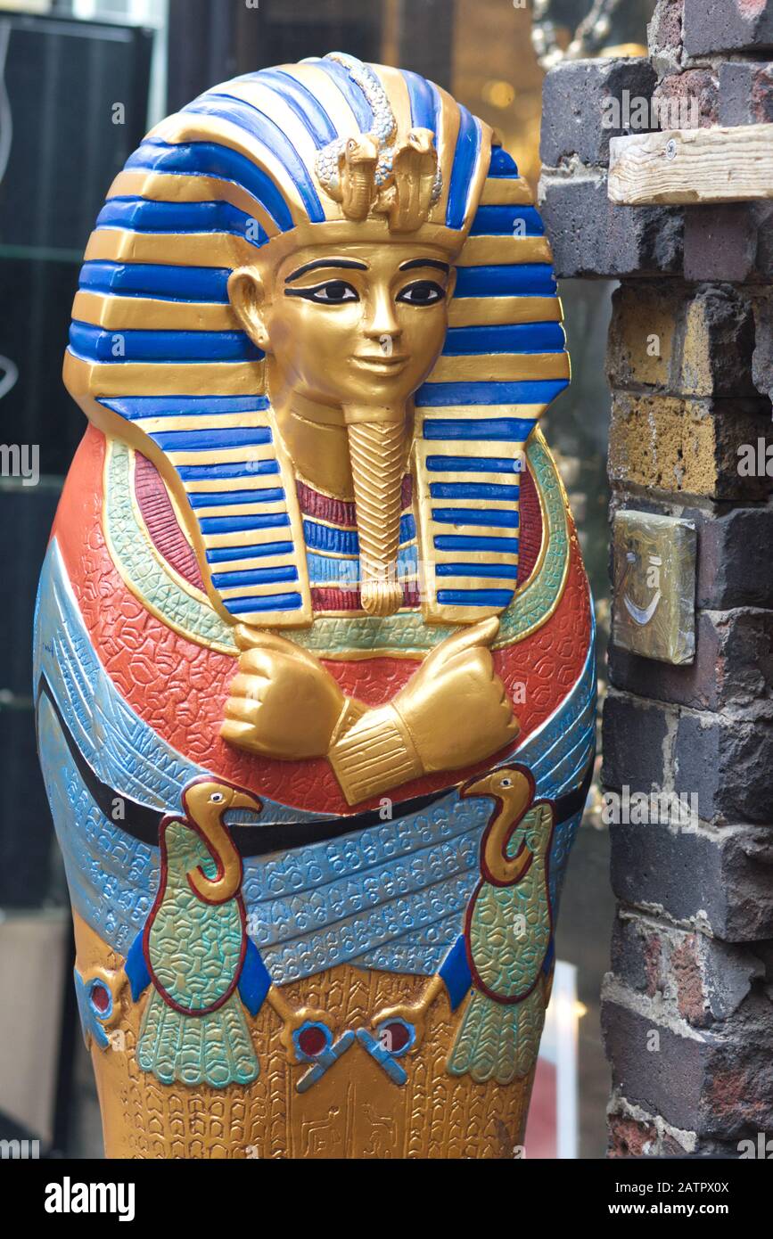 Modello di sarcofago egiziano Foto Stock