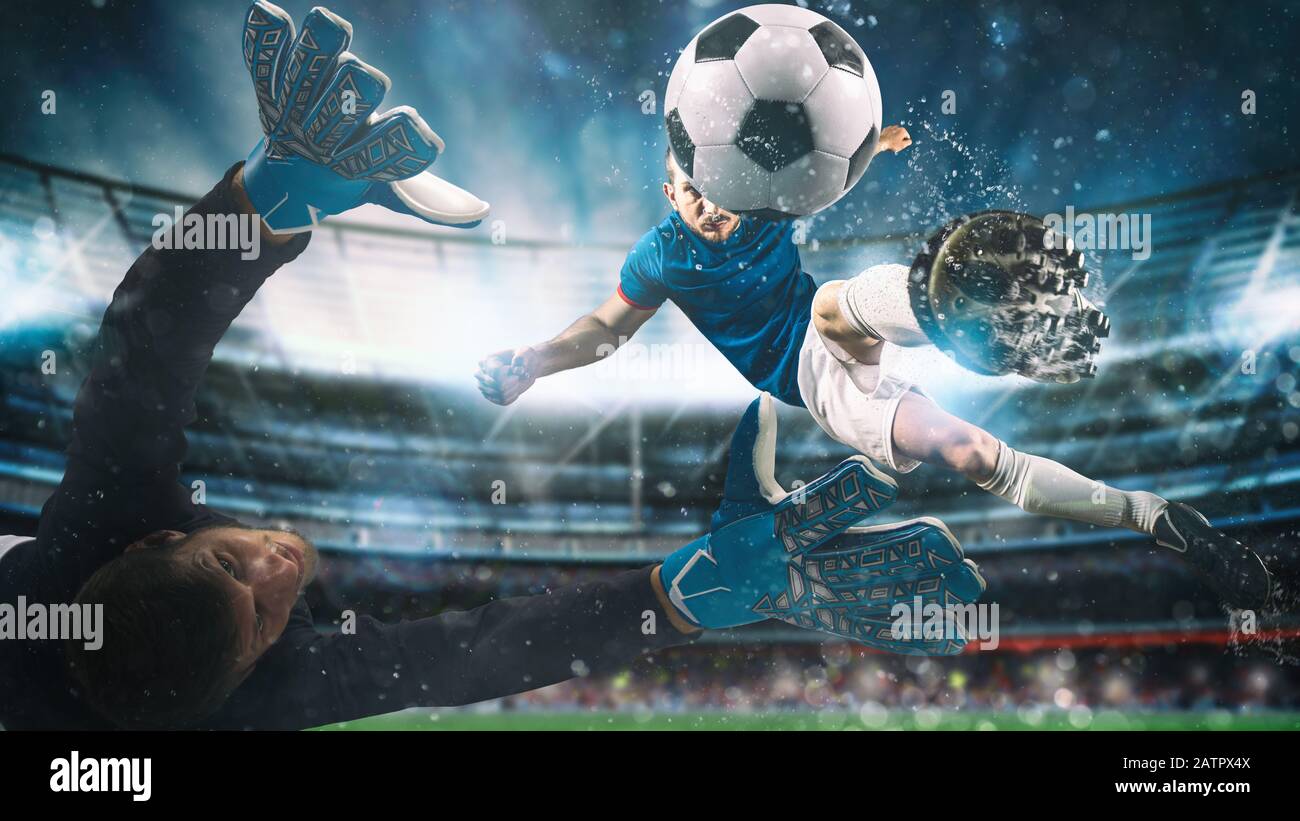 Il calciatore colpisce la palla con un calcio acrobatico in aria allo stadio durante la partita notturna Foto Stock