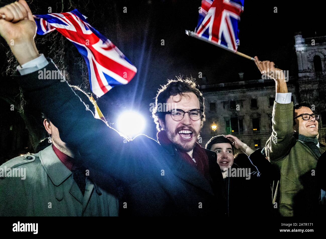 Il Regno Unito celebra l'uscita dall'UE. Celebrazioni per la Brexit. Parliament Square, Londra, Regno Unito. 31st gennaio 2020. Foto Stock