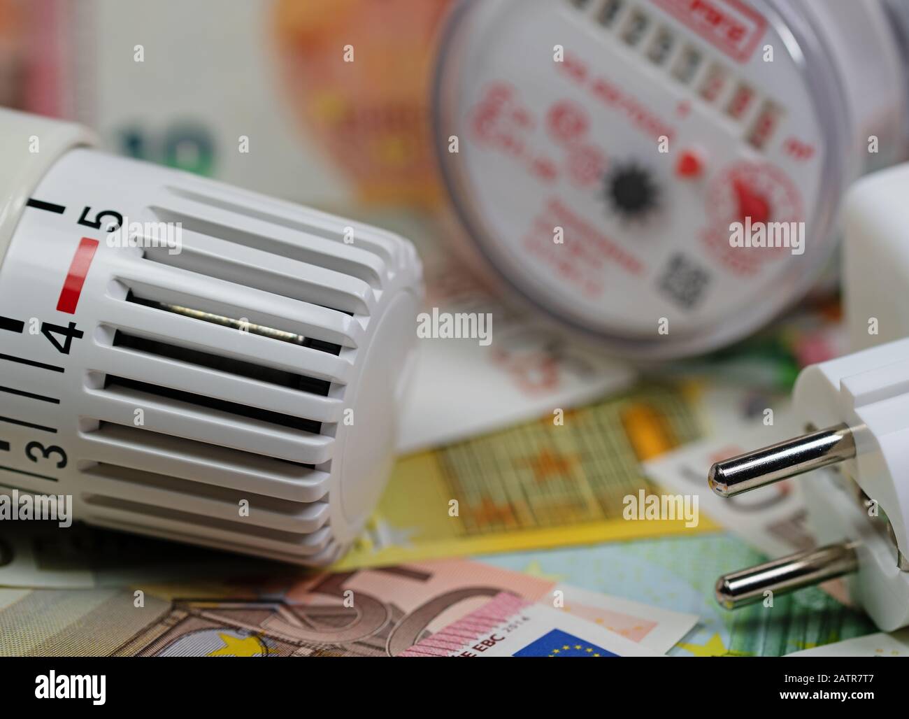 Costi di riscaldamento, costi dell'elettricità, rappresentazione simbolica Foto Stock