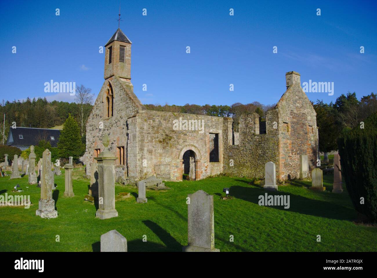 Auld Kirk e cimitero a Stow, Scottish Borders, Regno Unito. Foto Stock