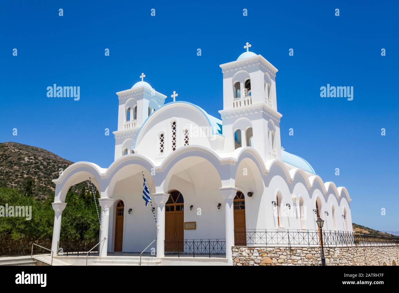 Chiesa di Aspro Horio; Drios Village, Paros Island, Cicladi, Grecia Foto Stock