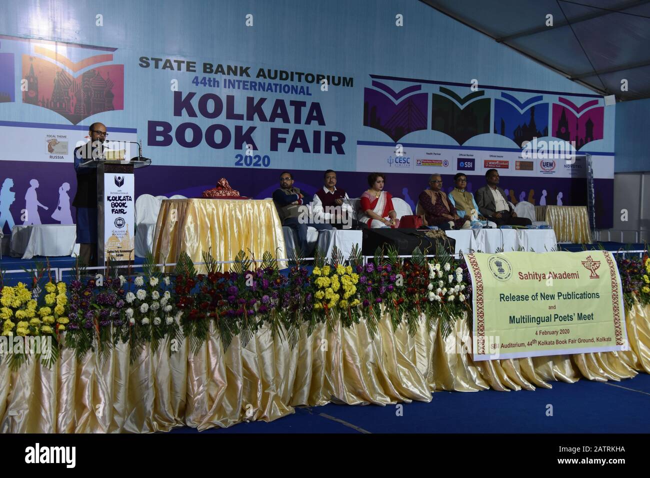 Calcutta, India. 04th Feb, 2020. Il 'Meet' multilingue' al settimo giorno di dodici giorni di durata 44th International Kolkata Book Fair 2020 presso il Central Park, Salt Lake City. (Foto Di Biswarup Ganguly/Pacific Press) Credito: Pacific Press Agency/Alamy Live News Foto Stock