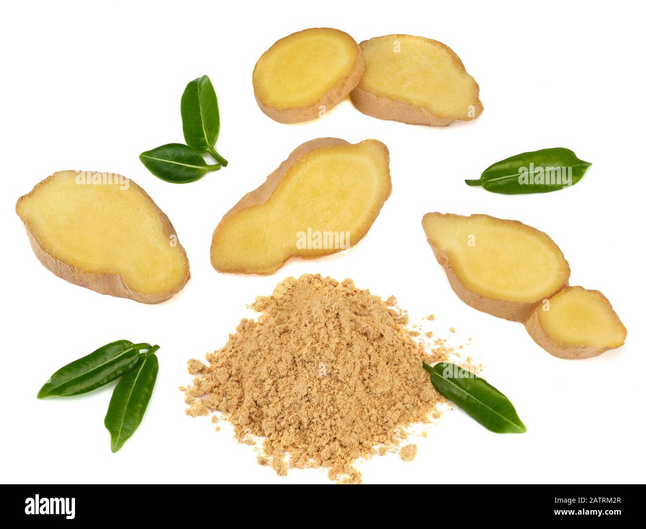 Zenzero fresco e zenzero essiccato su panetteria bianca Foto Stock