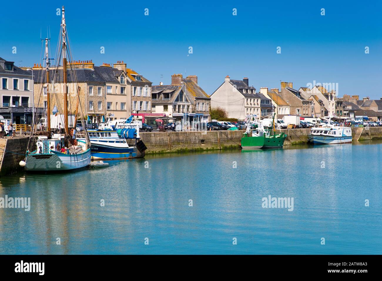 Porto Di Saint-Vaast-La-Hougue, Normandia, Francia Foto Stock