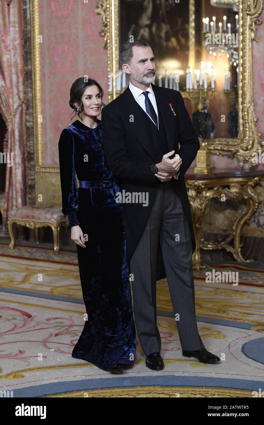 Reyes, Spagna. 05th Feb, 2020. Spagnolo Re Felipe VI e Letizia Ortiz durante la ricezione al corpo diplomatico accreditato in Spagna mercoledì 05 febbraio 2020. Credito: Cordon STAMPA/Alamy Live News Foto Stock