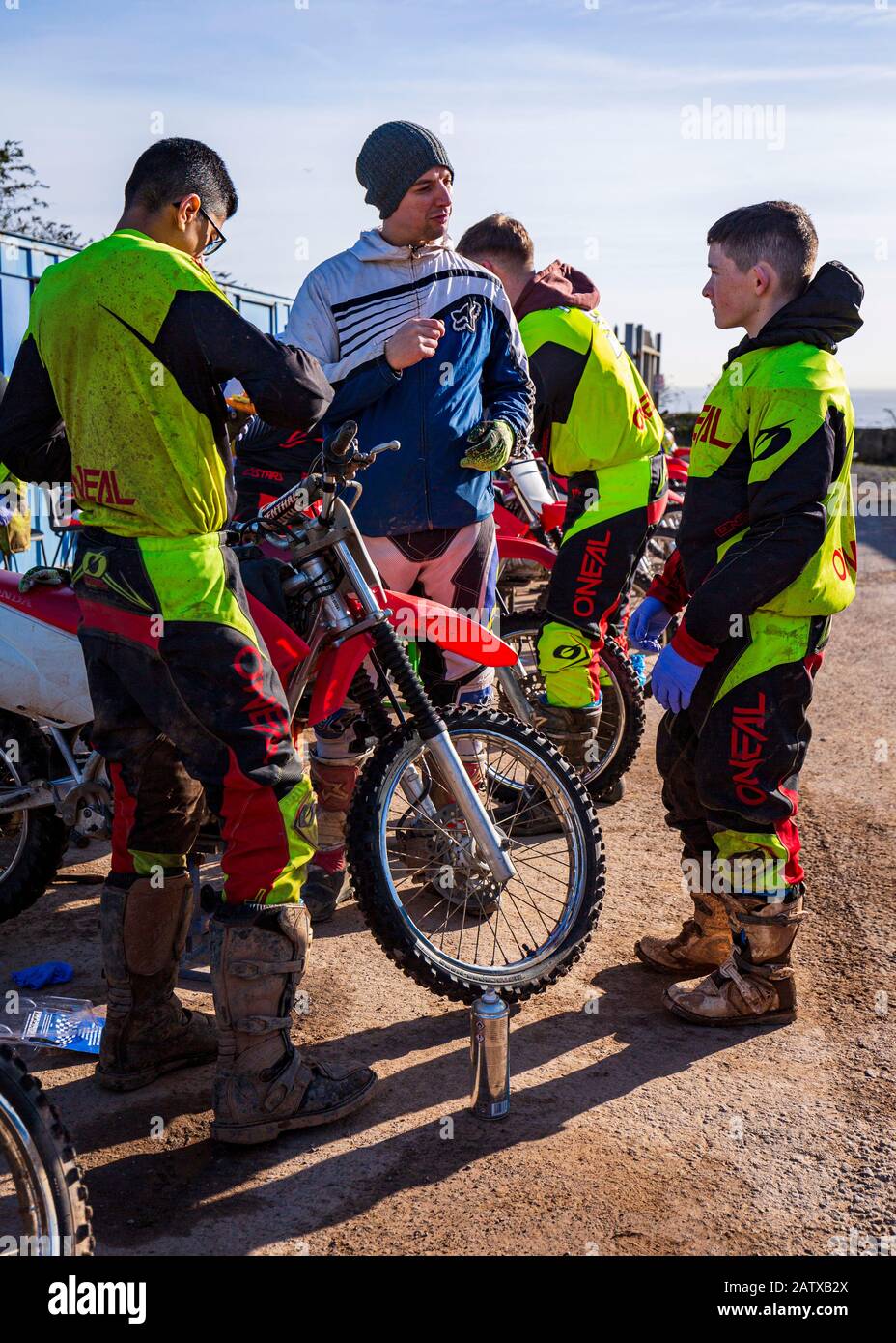 CARDIFF, GALLES. 05 Feb 2020. Motocross Extreme Sports Action al Cardiff Motocross Cente Wales UK. Foto © Matthew Lofthouse - Fotografia Freelance Foto Stock