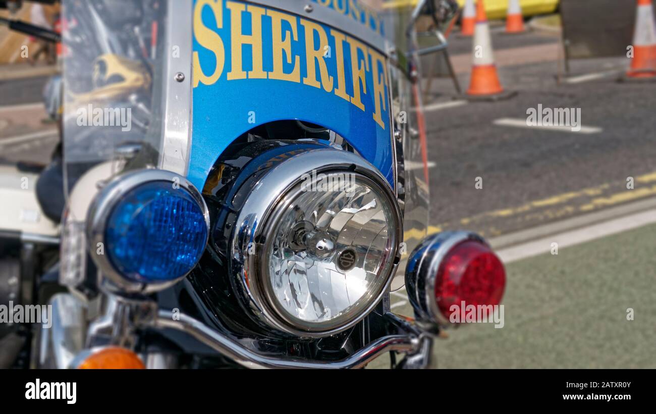 Vista frontale di una Harley Davidson Police Motorbike, Harley Davidson sono stati fondati nel 1903 a Milwaukee, Wisconsin, America Foto Stock