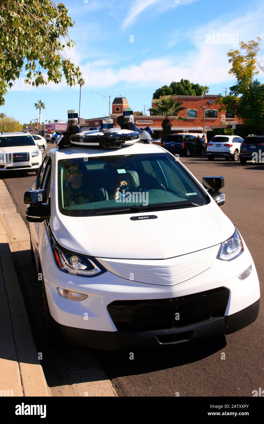 Prova una macchina auto auto auto auto per le strade della città vecchia di Scottsdale AZ Foto Stock