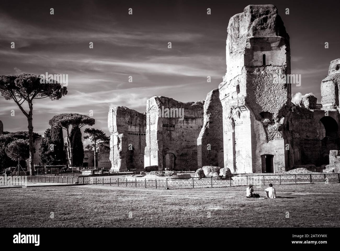 Le rovine delle Terme di Caracalla, antiche terme romane, a Roma, Italia Foto Stock